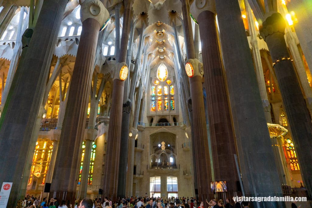 Interior de la Sagrada Familia