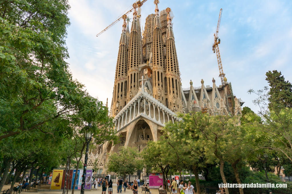 Aparcar cerca de la Sagrada Familia